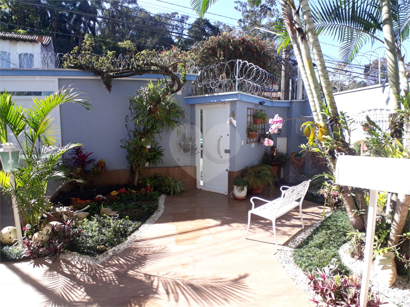 Sobrado à venda com 3 suítes em Horto Florestal, São Paulo, SP
