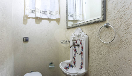 Casa à venda com 3 quartos, sendo 1 suíte,  em Chácara Santo Antônio, São Paulo, SP