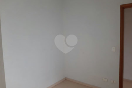 Sobrado à venda com 3 quartos, sendo 2 suítes, em Vila Medeiros, São Paulo, SP