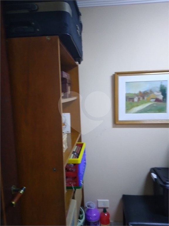 Casa à venda com 4 quartos, sendo 3 suítes, no condomínio Da Serra, São Paulo - SP