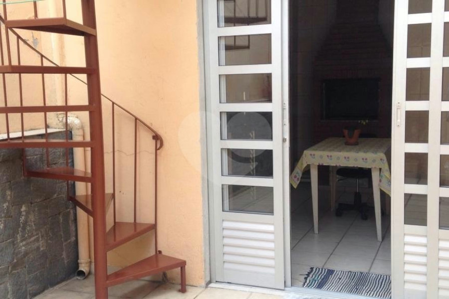 Sobrado à venda com 4 quartos, sendo 1 suíte, em Limão, São Paulo, SP