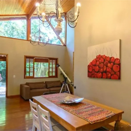 Casa à venda com 4 quartos, sendo 2 suítes, em Granja Viana, Cotia, SP