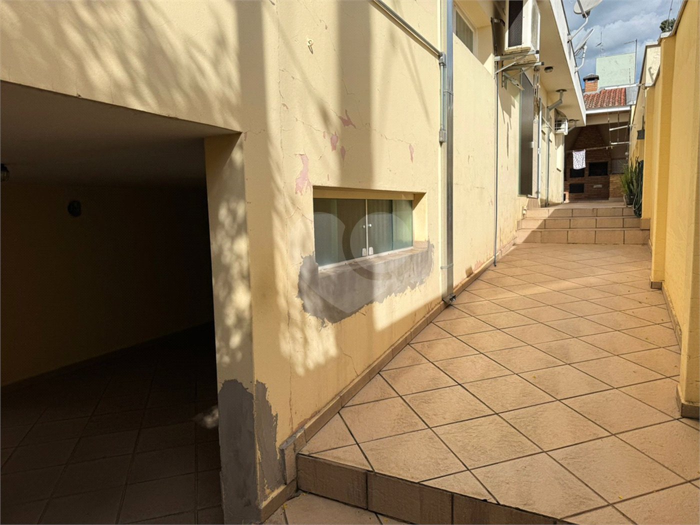 Casa à venda com 4 quartos, sendo 1 suíte, em Vila Henrique, Salto, SP