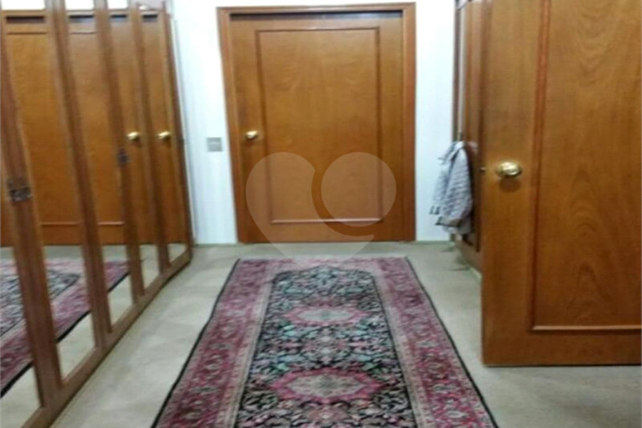 Apartamento à venda com 4 quartos, sendo 3 suítes, em Jardim Paulista, São Paulo, SP