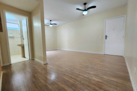 Apartamento próximo da praia com 1 dormitório, 2 banheiros à venda, 55 m² por R$ 420.000 - Pompéia - Santos/SP