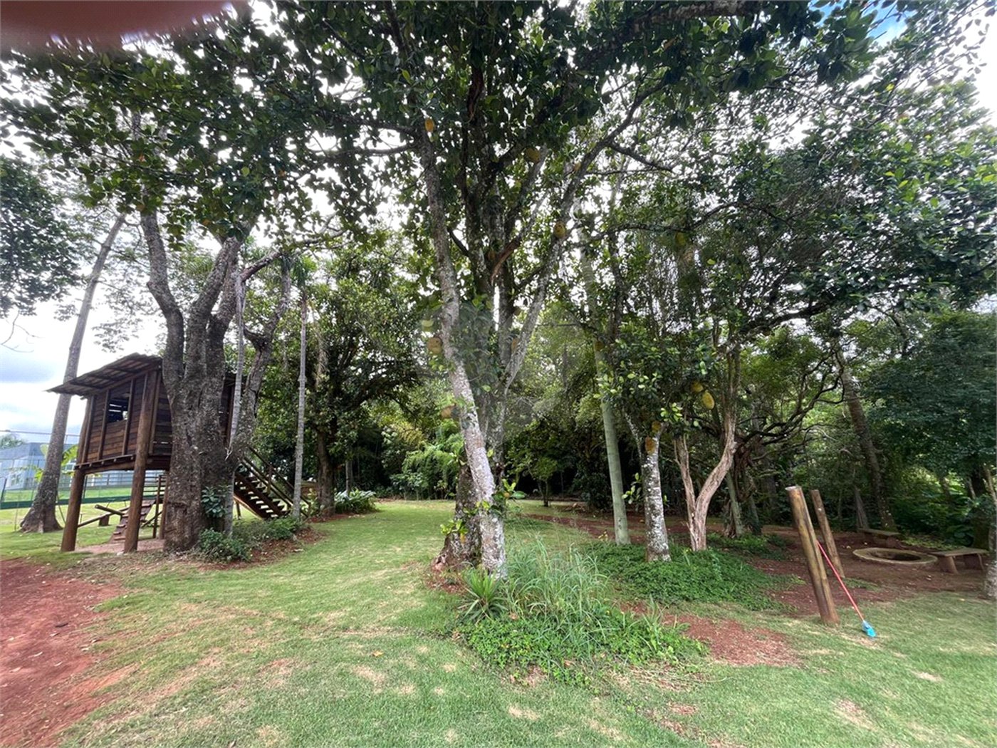 Terreno à venda no condomínio Residencial Quinta das Palmeiras, Itapetininga - SP