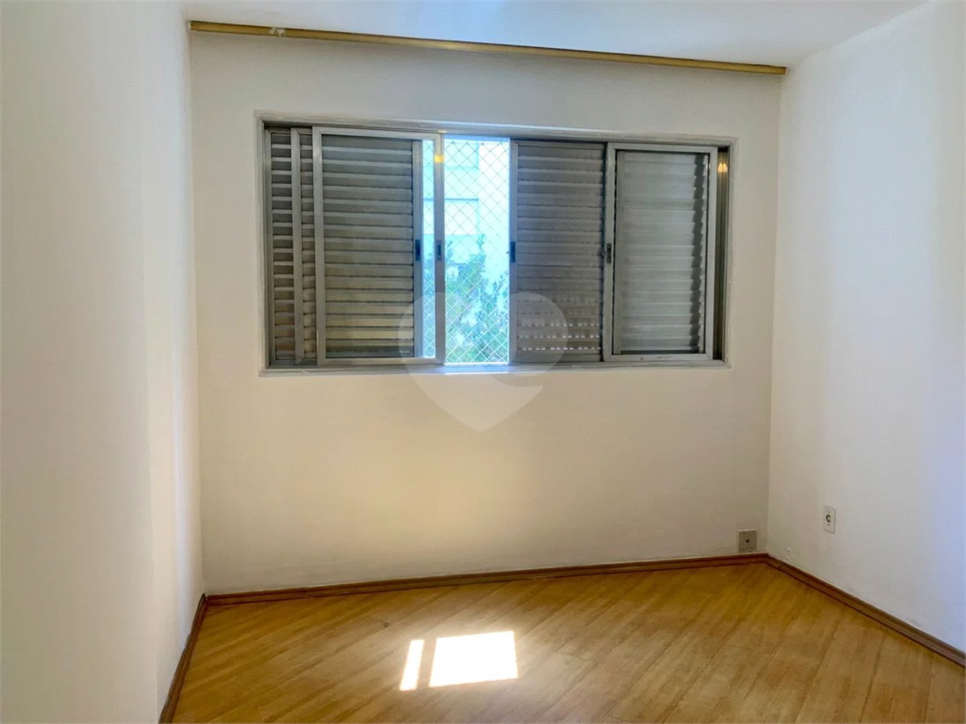 Excelente oportunidade! Paraíso 125m², 3dormitórios sendo 1 suíte, 1 vaga.
