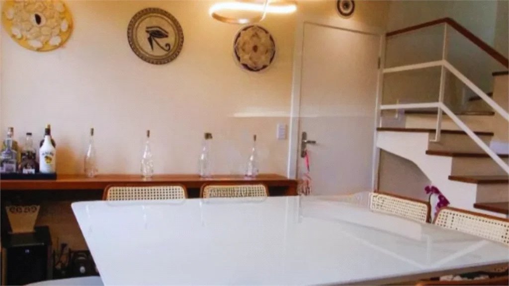 Apartamento à venda com 2 suítes em Jardim Londrina, São Paulo, SP