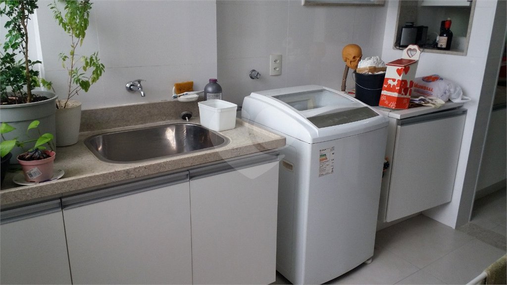 Apartamento à venda com 4 quartos, sendo 1 suíte,  em Tijuca, Rio de Janeiro, RJ