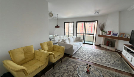 Apartamento à venda com 3 suítes em Moema, São Paulo, SP