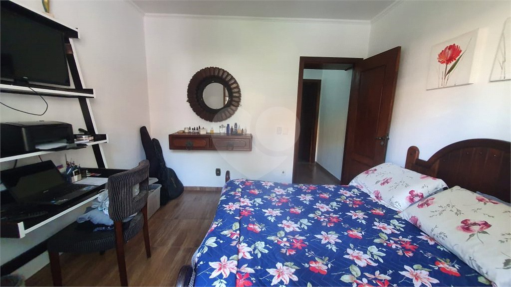 Sobrado à venda com 5 quartos, sendo 3 suítes, em Jardim Virginia Bianca, São Paulo, SP