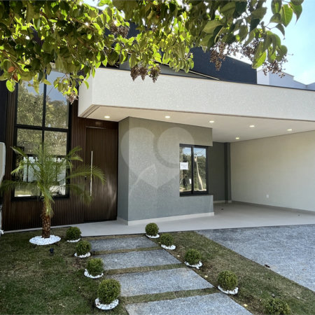 Casa à venda com 3 quartos, sendo 1 suíte, no condomínio Terras de São Francisco, Sorocaba - SP