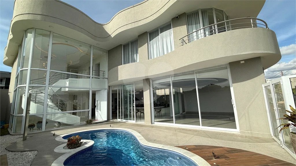 EXCELENTE OPORTUNIDADE DE MORAR NO DAMHA II. RESIDÊNCIA DE ALTO PADRÃO, A VENDA COM PORTEIRA FECHADA