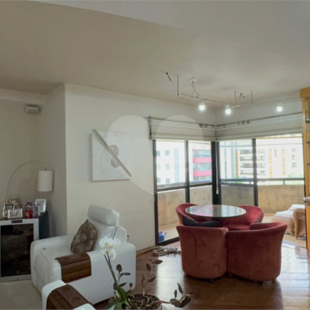 Apartamento á venda - Vila Clementino