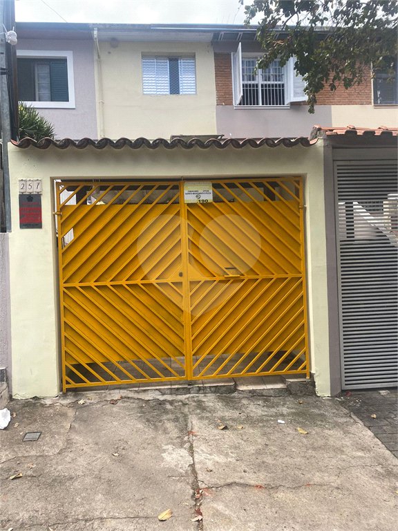 Casa com 122m² , 2 dormitórios , 1 vaga , à venda na Vila Clementino.