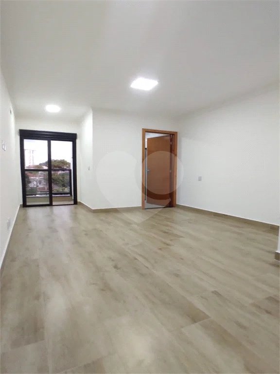 Sobrado à venda na Vila Carrão, 3 quartos (1 suíte)