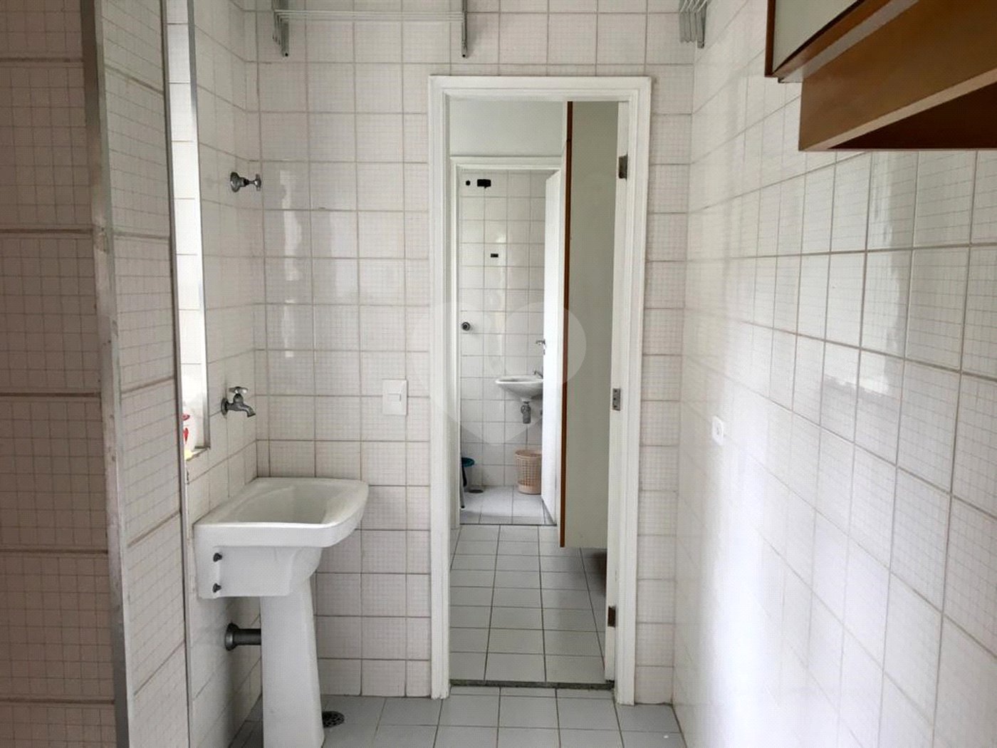 Apartamento com 3 Dormitórios sendo 1 Suíte 2 Vagas à Venda 99 m² por R$ 650.000