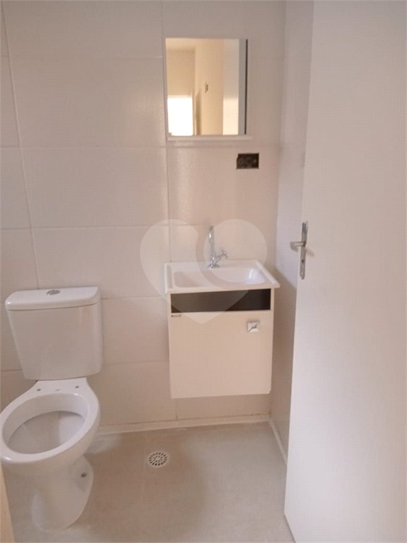 Casa à venda com 2 quartos, sendo 1 suíte,  em Reneville, Mairinque, SP