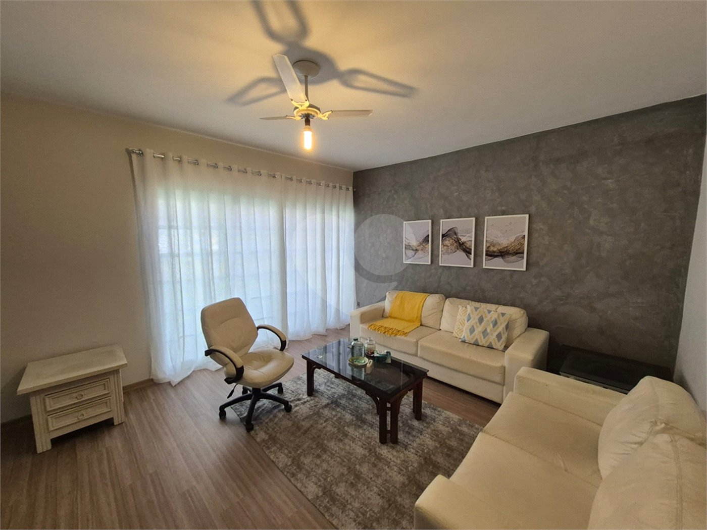 Casa à venda com 3 quartos, sendo 1 suíte, em Vila Salles, Atibaia, SP