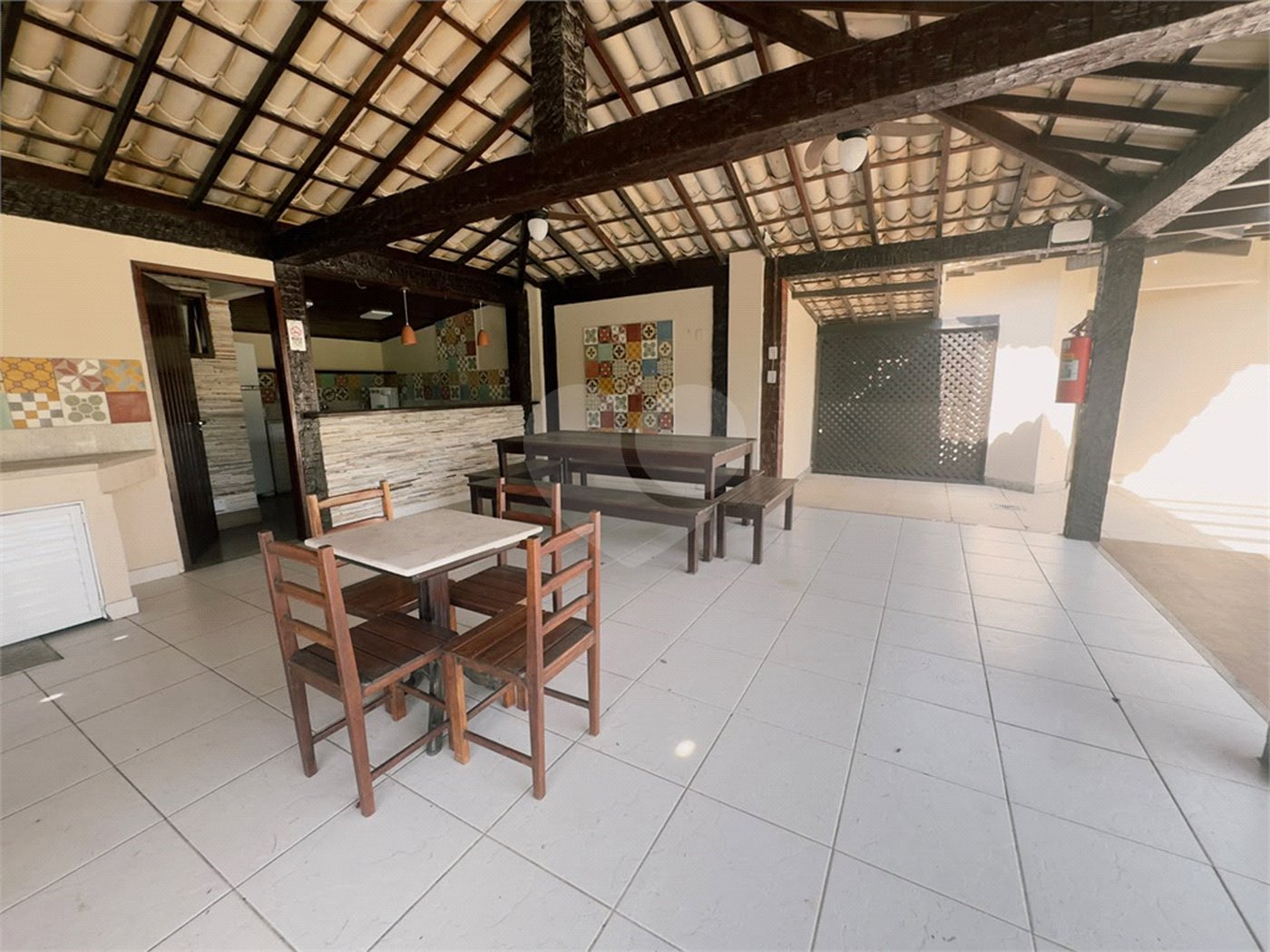 Casa em condomínio à venda com 4 quartos, sendo 3 suítes, em Manguinhos, Armação dos Búzios, RJ