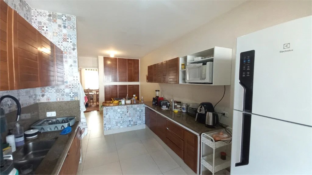 Cobertura à venda com 3 quartos, sendo 1 suíte,  em Vila Pirajussara, São Paulo, SP