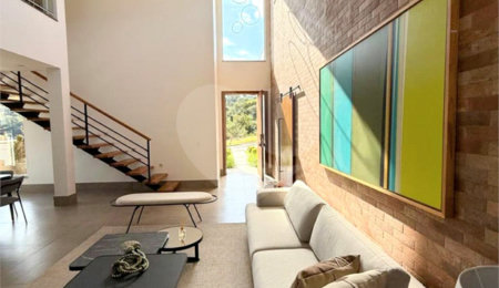 Casa à venda com 4 suítes no condomínio Itaporã, Atibaia - SP
