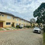 Casa à venda com 2 suítes no condomínio Cotia, Cotia - SP