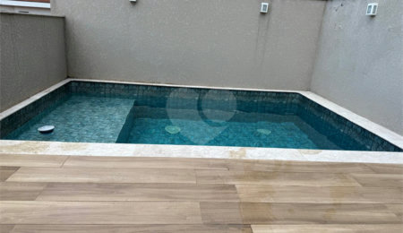 Sobrado à venda com 5 quartos, sendo 3 suítes,  em Jardim Franca, São Paulo, SP