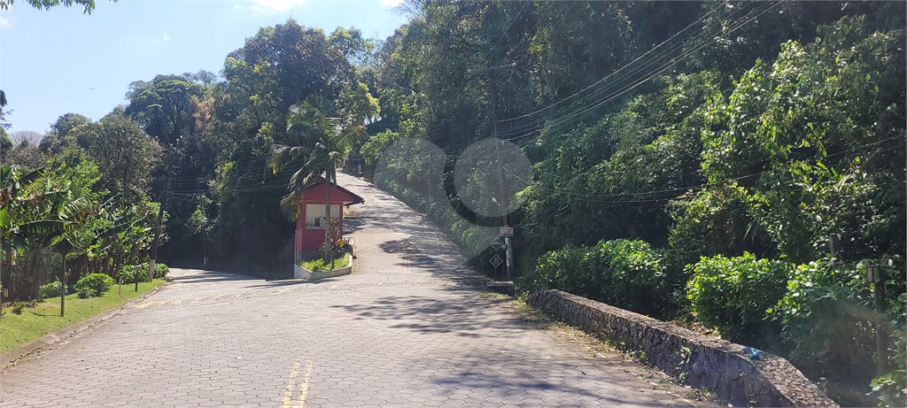 Terreno à venda no condomínio Parque Imperial da Cantareira, Mairiporã - SP