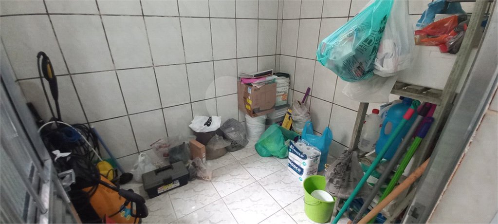 Sobrado à venda com 3 quartos, sendo 1 suíte,  em Tremembé, São Paulo, SP