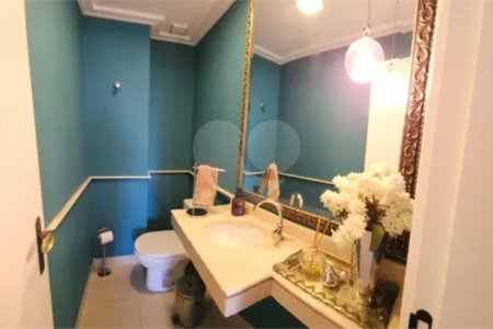 Apartamento à venda com 4 quartos, sendo 2 suítes,  em Vila Ema, São José dos Campos, SP