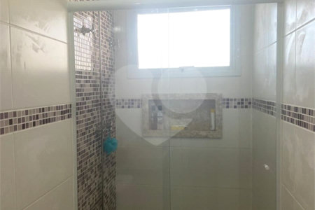 Casa à venda com 3 suítes no condomínio Altos de São Roque, São Roque - SP