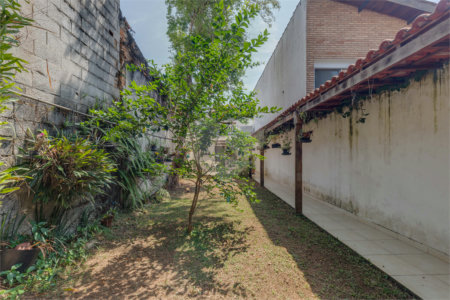 Sobrado à venda com 2 quartos em Chácara Monte Alegre, São Paulo, SP