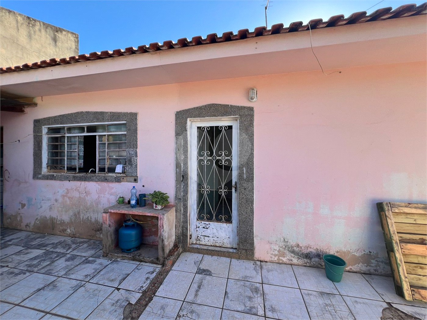 Casa à venda com 2 quartos em Jardim Leonel, Itapetininga, SP