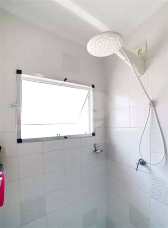 Casa à venda com 2 suítes no condomínio Lauro Korte, São Paulo - SP