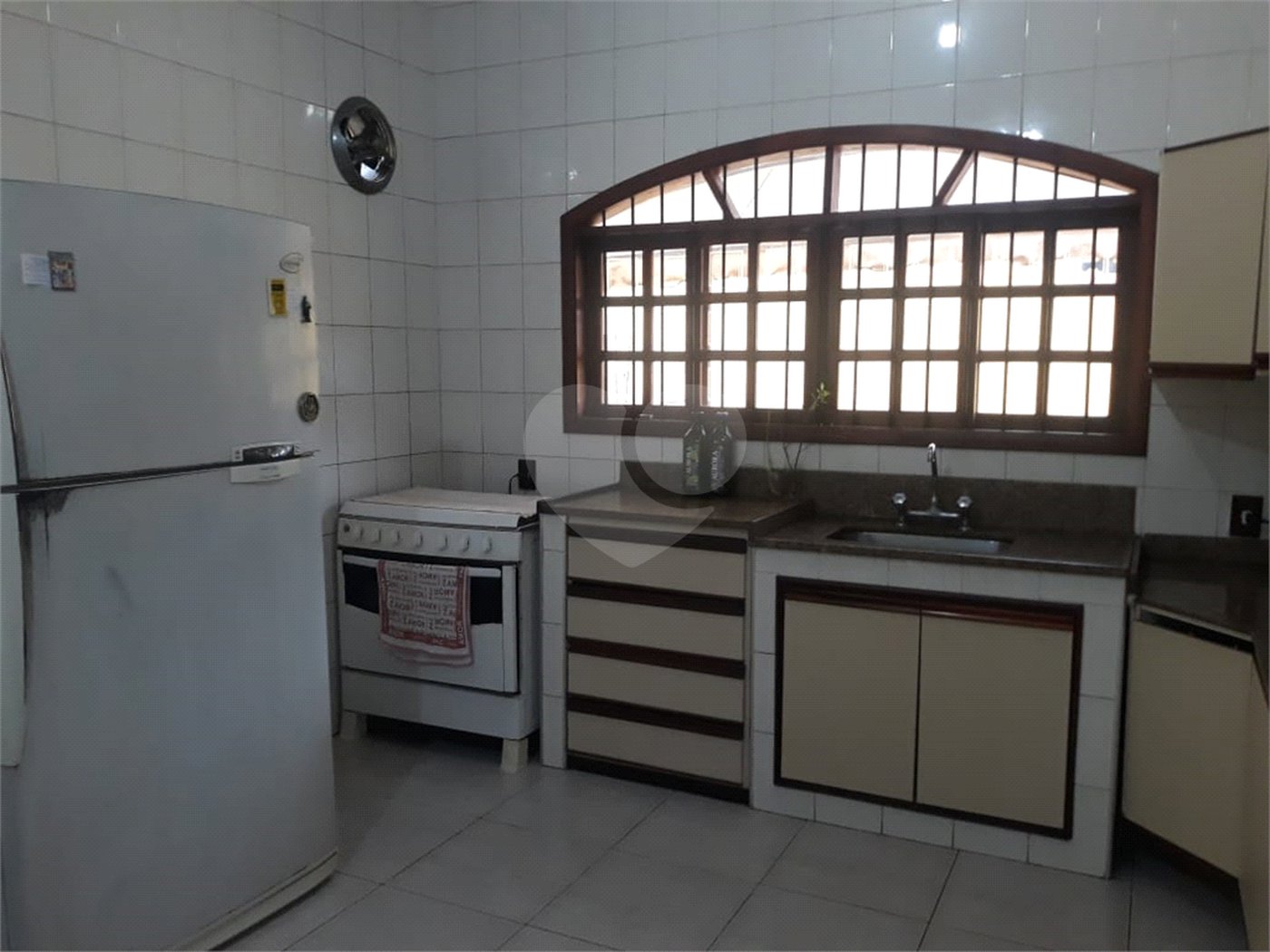 Sobrado à venda com 3 quartos, sendo 1 suíte, em Jardim Flórida, São Roque, SP