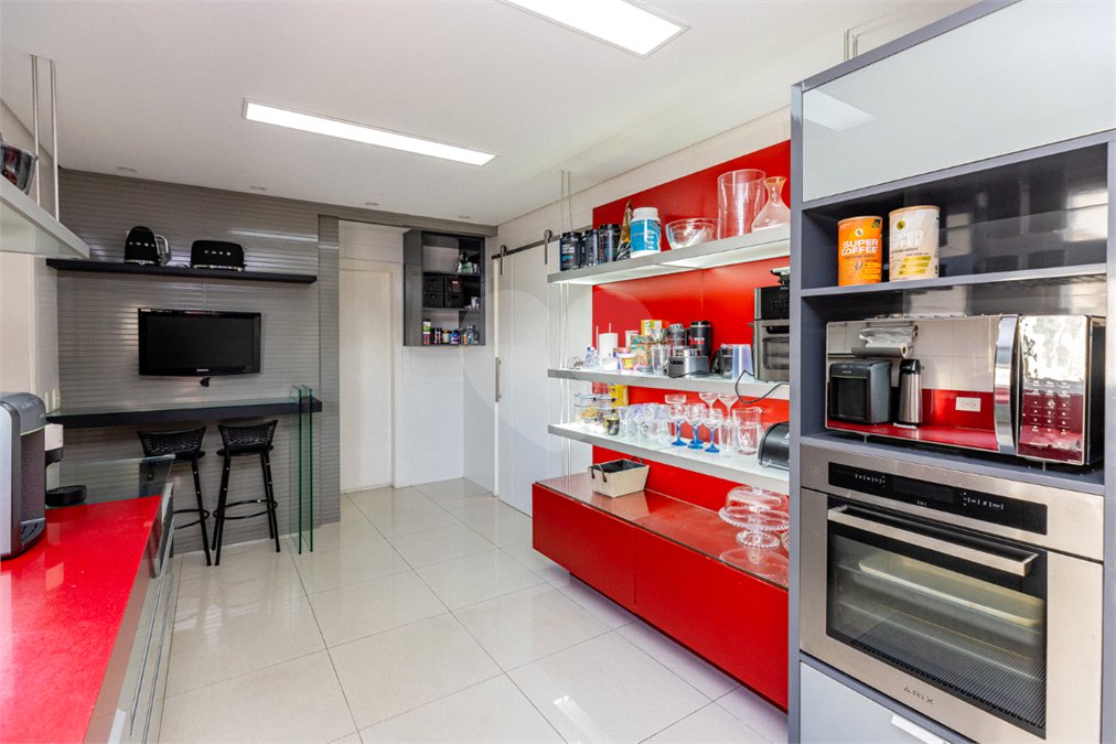 Apartamento à venda com 4 quartos, sendo 3 suítes, em Campo Belo, São Paulo, SP