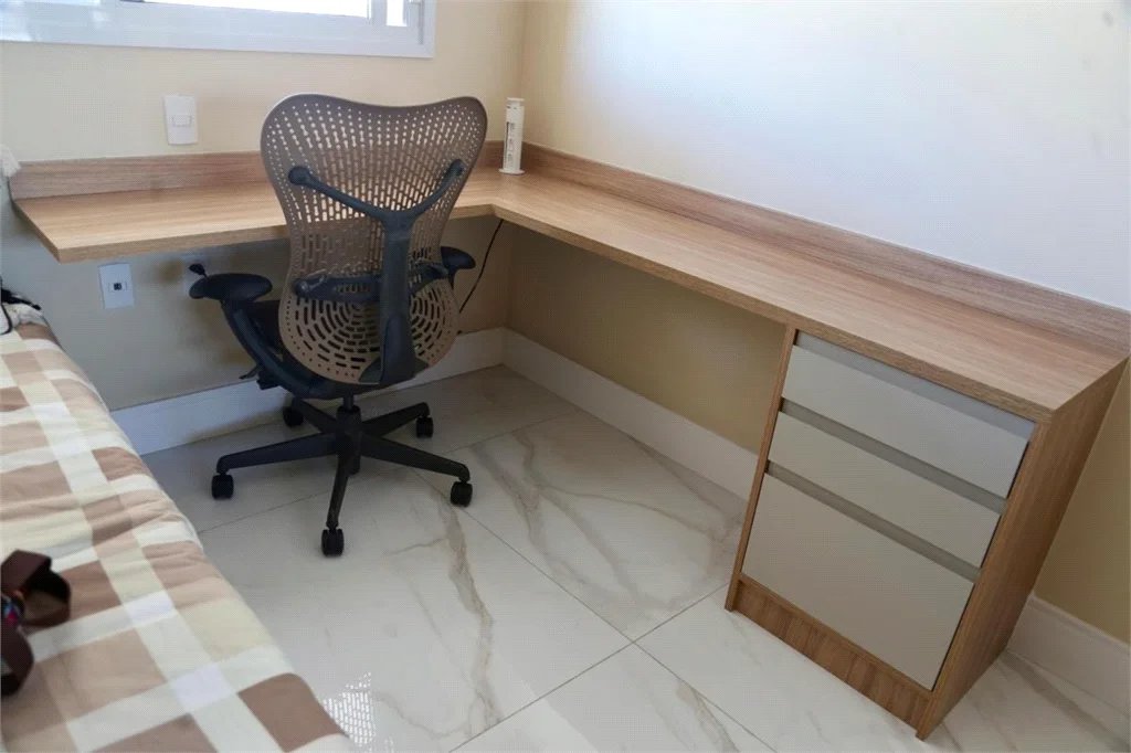 Cobertura à venda com 2 quartos, sendo 1 suíte,  em Jardim das Acácias, São Paulo, SP