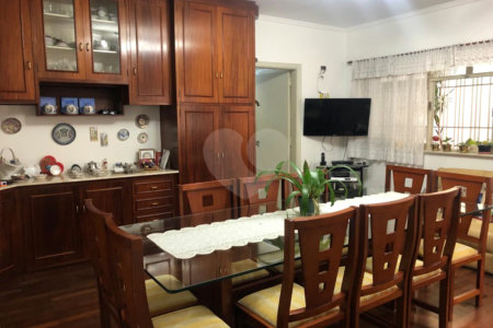 Sobrado à venda com 4 quartos, sendo 2 suítes, em Vila São José (ipiranga), São Paulo, SP