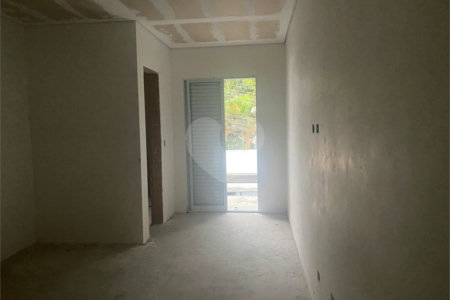 Sobrado à venda com 3 quartos, sendo 1 suíte, em Campo Grande, São Paulo, SP