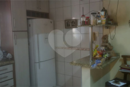 Casa à venda com 3 quartos, sendo 1 suíte,  em Vila Augusta, Guarulhos, SP