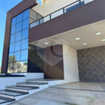 Casa à venda com 5 quartos, sendo 4 suítes, no condomínio Golden Ville, Itapetininga - SP