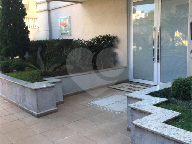 Apartamento à venda com 2 suítes em Vila Pereira Barreto, São Paulo, SP