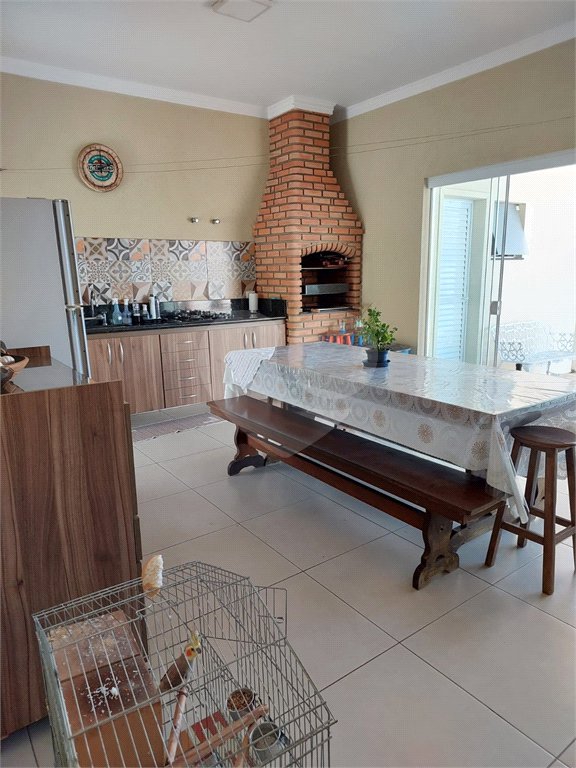 Casa à venda com 4 quartos, sendo 2 suítes, no condomínio Lagos D Icaraí, Salto - SP
