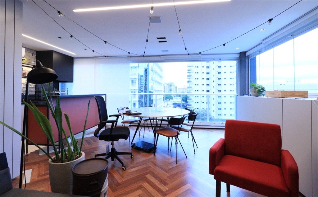 Apartamento à venda com 2 suítes em Indianópolis, São Paulo, SP
