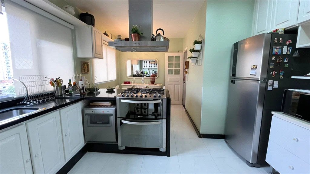 Apartamento à venda com 3 suítes em Fazenda Morumbi, São Paulo, SP