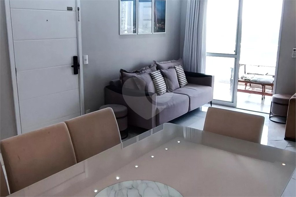 Apartamento à venda com 3 quartos, sendo 1 suíte,  em Jardim Vazani, São Paulo, SP
