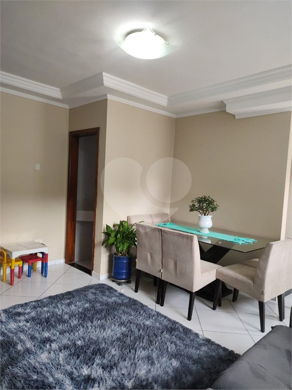 Sobrado à venda com 2 suítes em Vila Carrão, São Paulo, SP