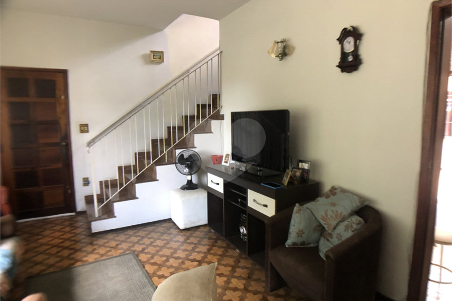 Sobrado à venda com 3 quartos em Santana, São Paulo, SP