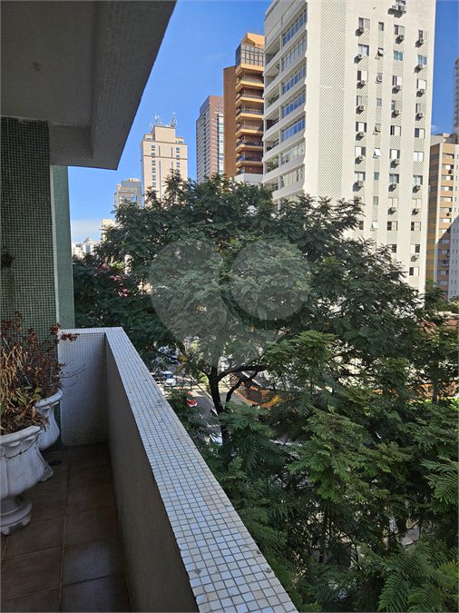 Apartamento à venda com 3 quartos, sendo 1 suíte,  em Itaim Bibi, São Paulo, SP